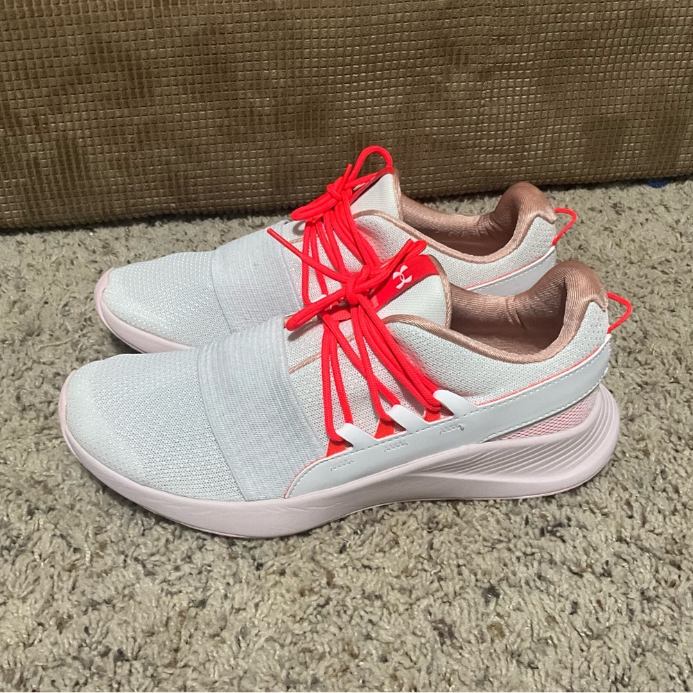 Under Armour Women's White and Pink Athletic Shoes 10.5